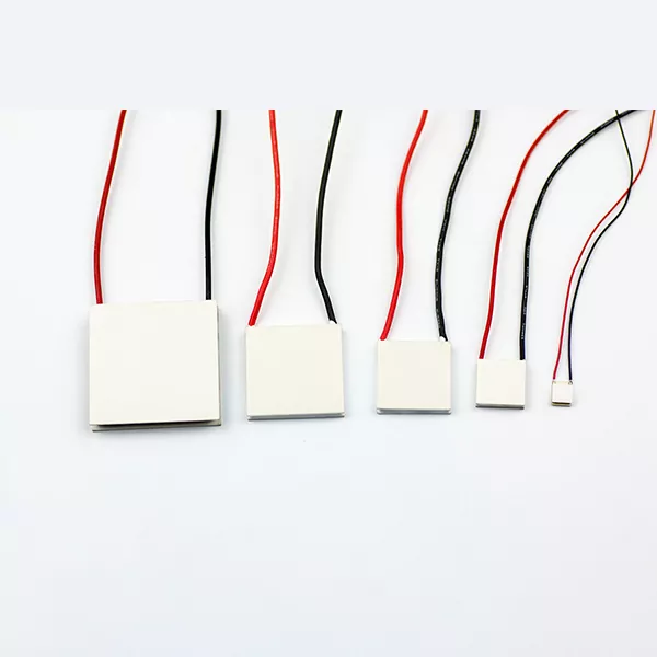 Fuaraitheoirí Ginearálta TE le Srathach nó Comhthreomhar le haghaidh Aip Speisialta